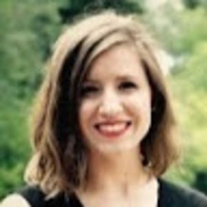 Meet your Posher, Caroline